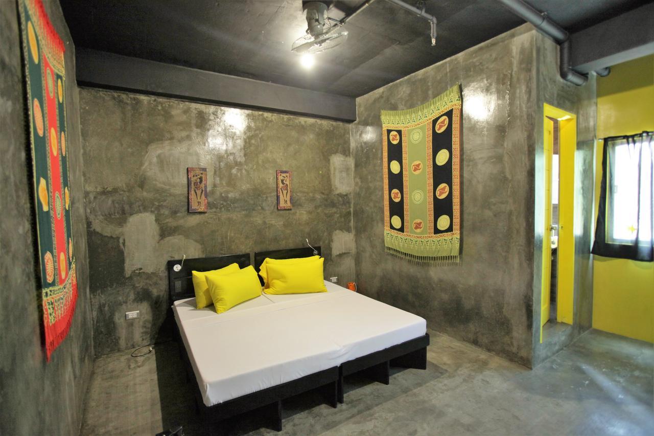 W Hostel Boracay Boracay Island Bagian luar foto