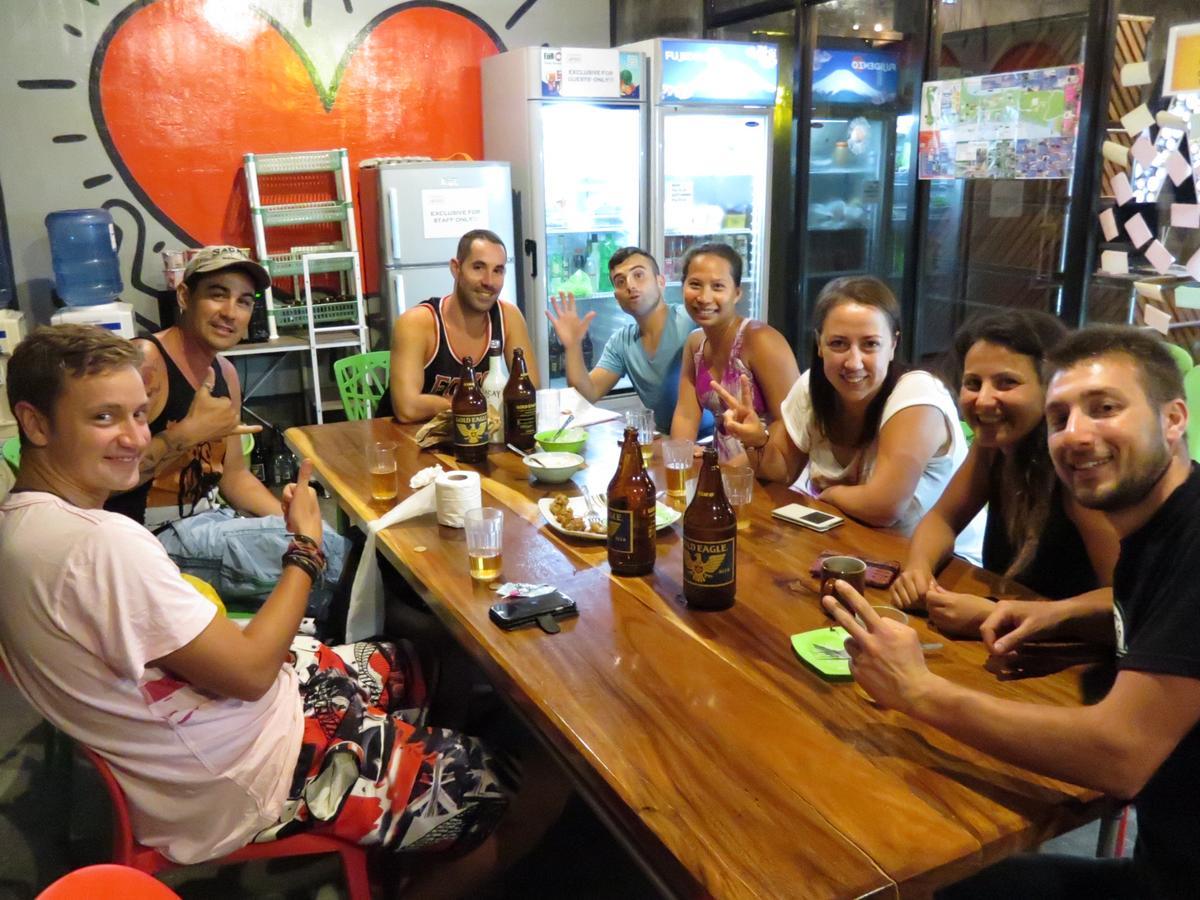 W Hostel Boracay Boracay Island Bagian luar foto
